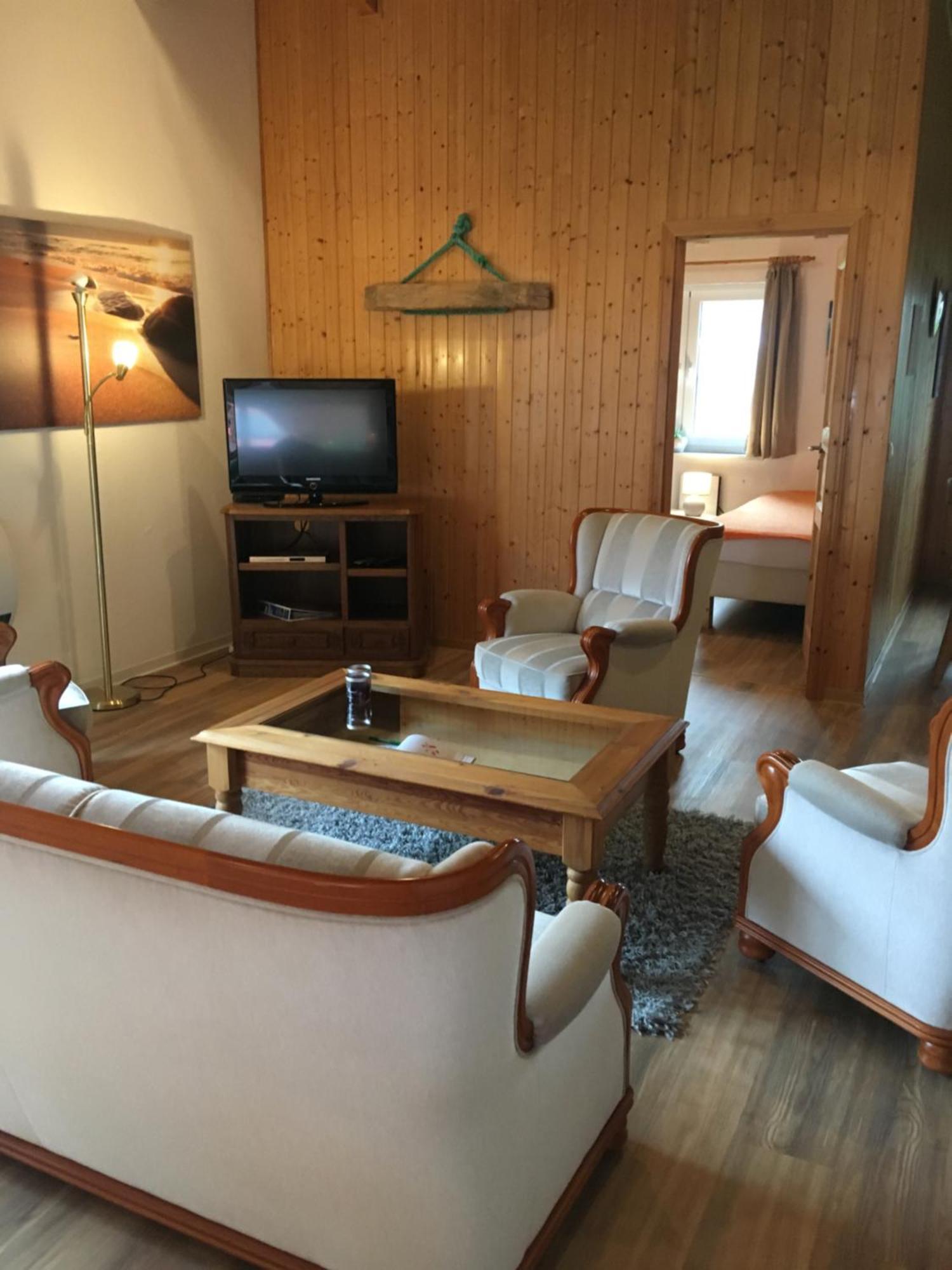 Gaestehaus Zur Linde Otterndorf Esterno foto