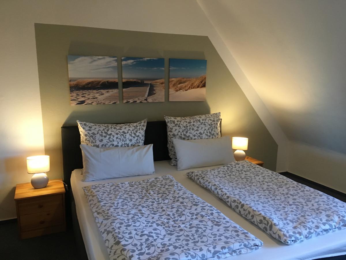 Gaestehaus Zur Linde Otterndorf Esterno foto